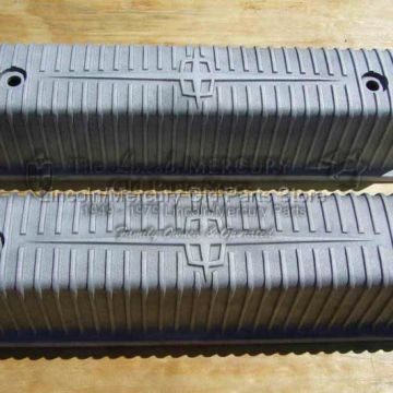 Finned Cast Aluminum Valve Covers- Continental Mark II OEM